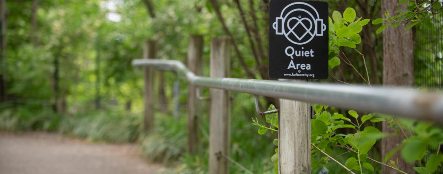 quiet sign on path